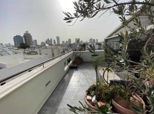 דופלקס למכירה בתל אביב- לא אקטואלי