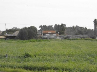 משק למכירה בעמק חפר